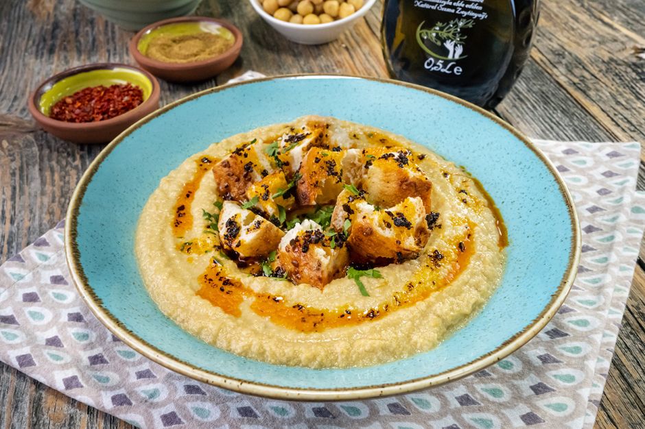 Humus Paçası