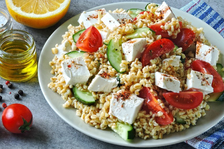 Peynirli Bulgur Salatası