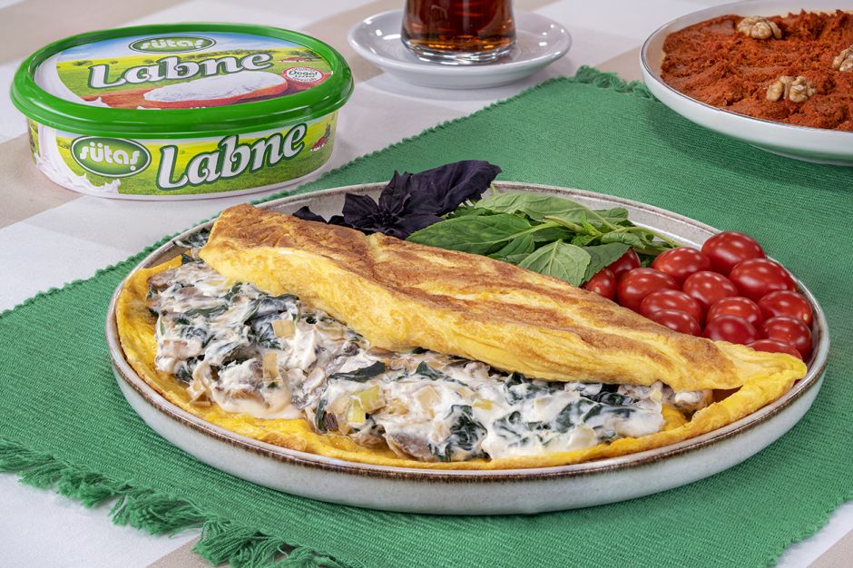 Labneli ve Sebzeli Omlet