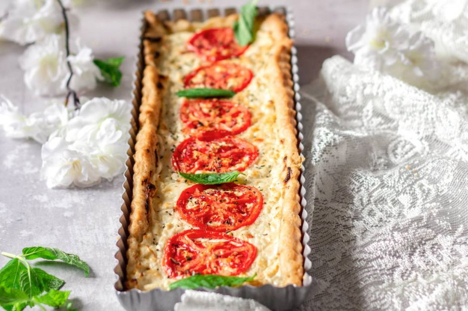 Domatesli Beyaz Peynirli Tart