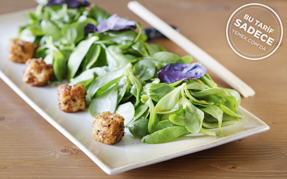 Avokadolu Tofu Salatası