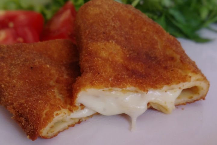 Kaşarlı Krep Börek