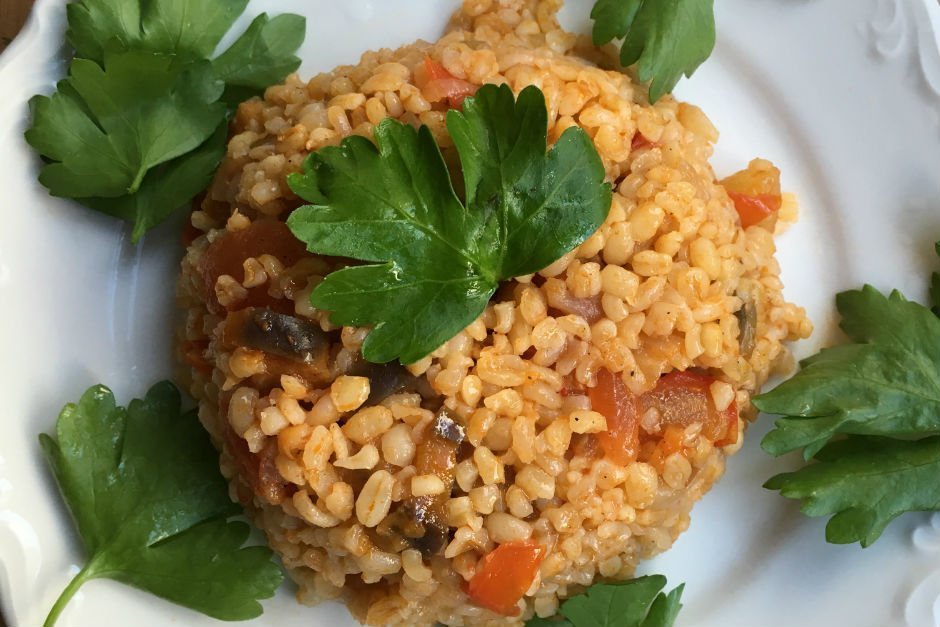 Patlıcanlı Bulgur Pilavı