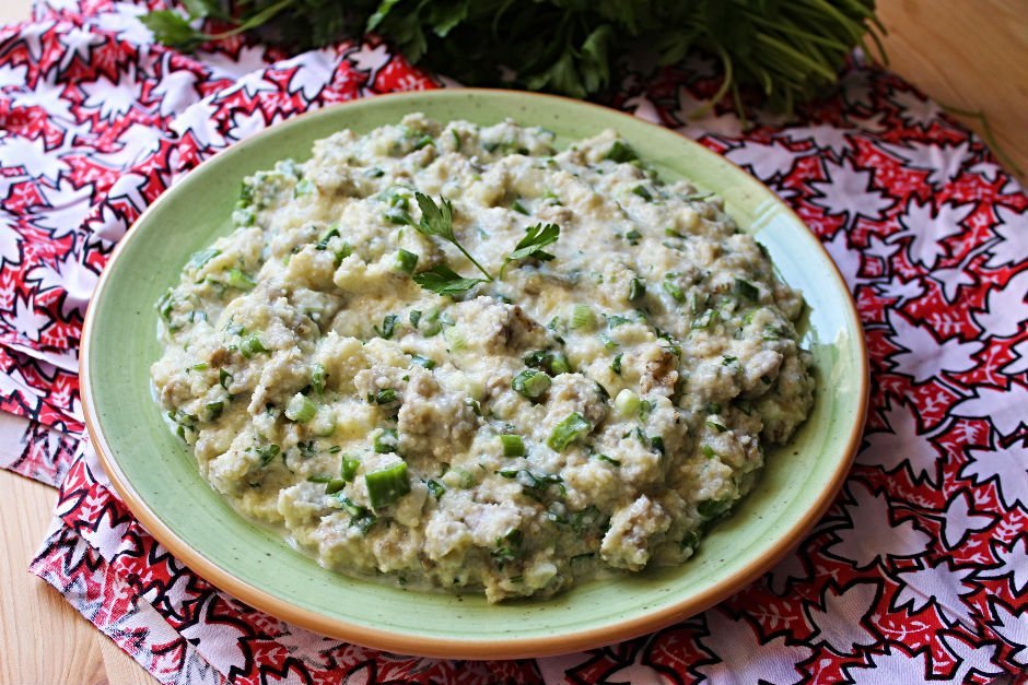 Patlıcanlı Bulgur Salatası