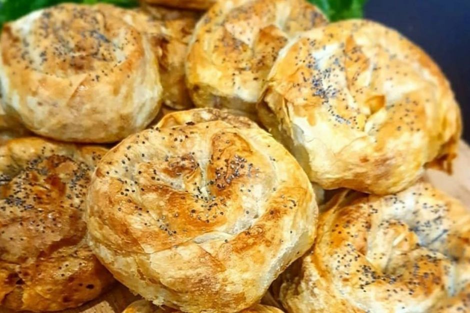 Kıymalı Patlıcanlı Cevizli Börek