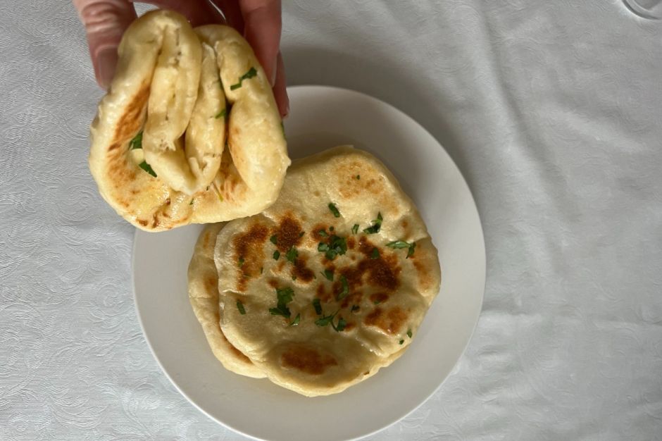 Cheese Naan