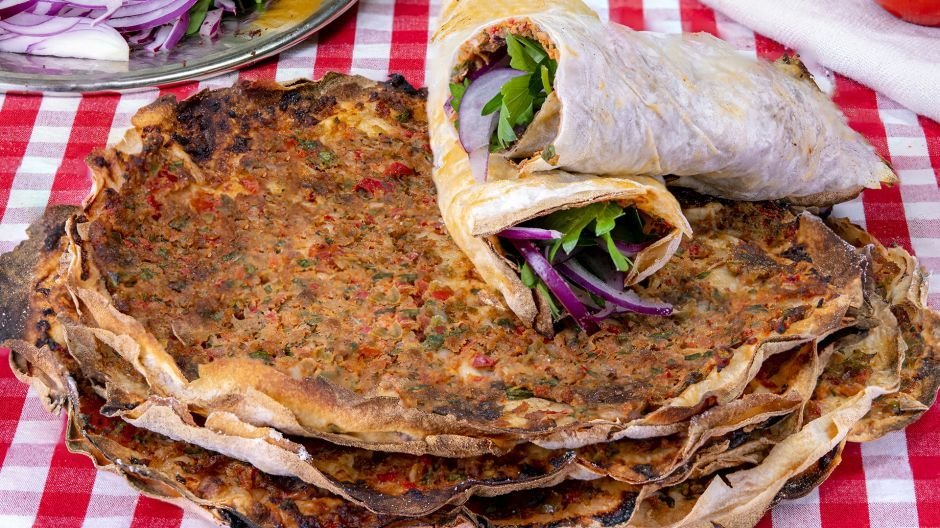 Yufkadan Lahmacun