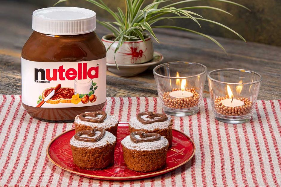 Sevgililer Günü için Nutella ve Çikolatalı Muffin