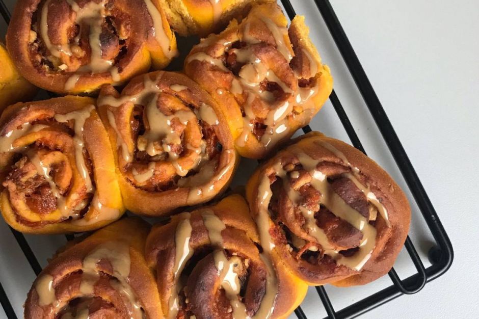 Bal Kabağı Ruloları (Pumpkin Rolls)