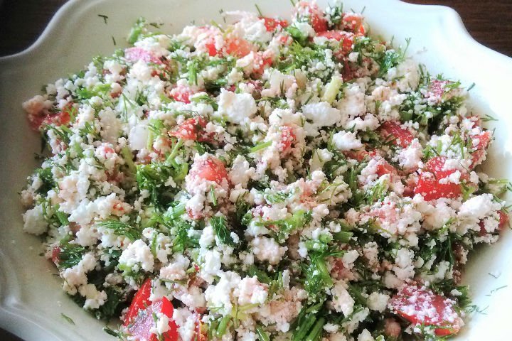 Çökelek Salatası
