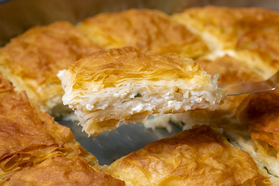 Sütle Pişen Börek