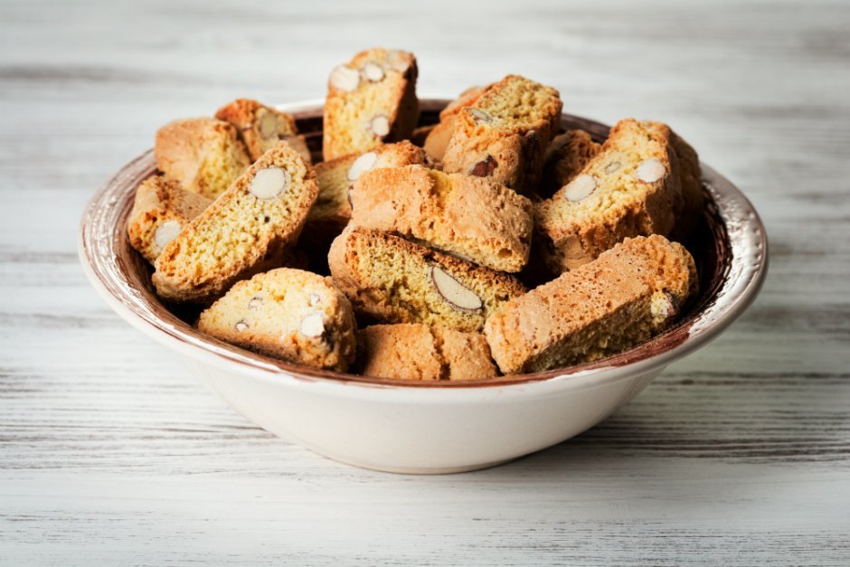 Bademli İtalyan Kurabiyesi (Cantuccini)