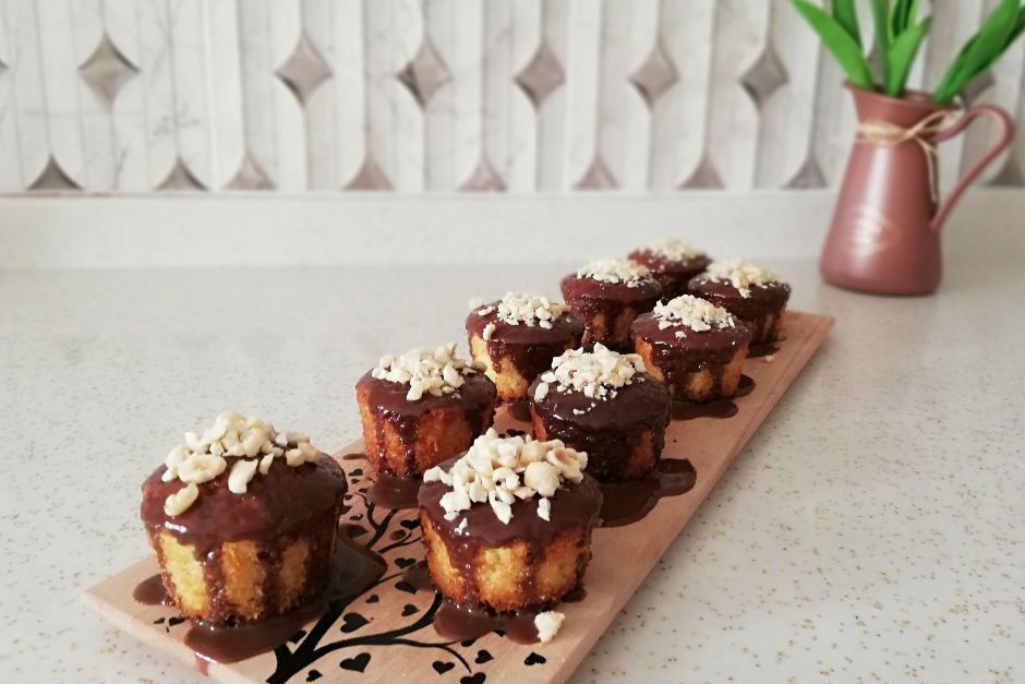 Portakallı Çikolata Soslu Muffin