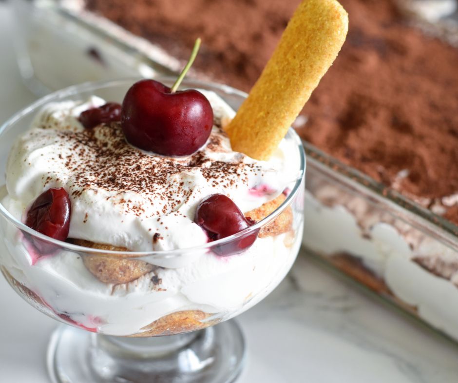 Vişneli Yalancı Tiramisu