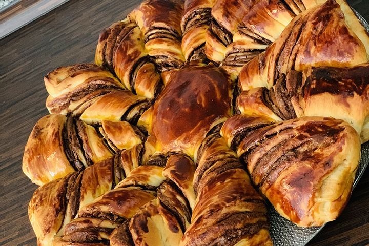 Çikolata Kremalı Çörek