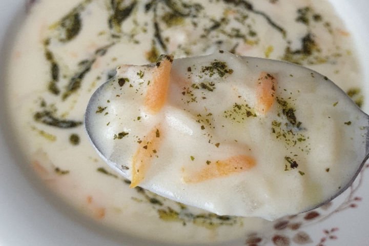 Havuçlu Şehriyeli Yoğurt Çorbası