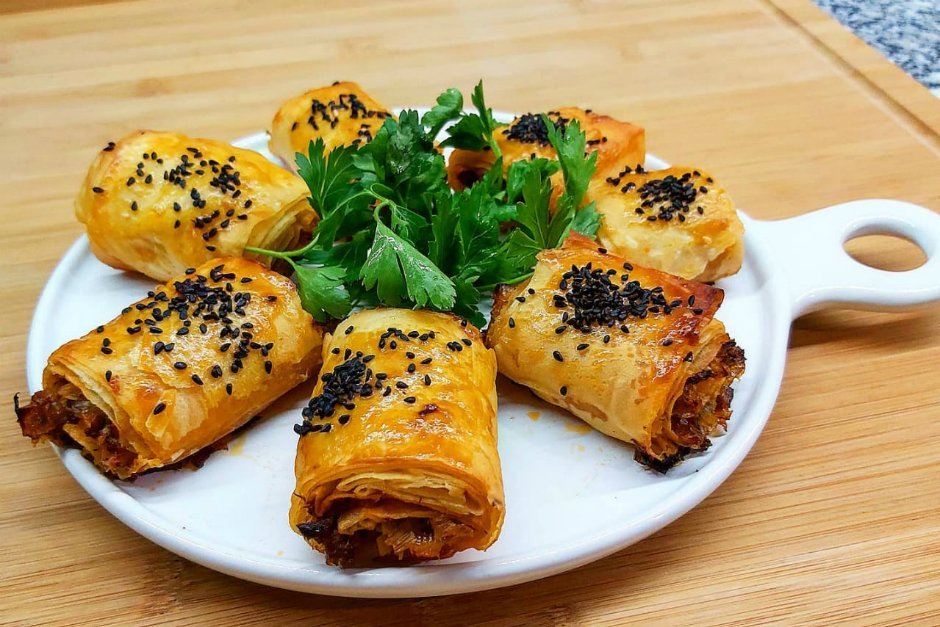 Kolay Pırasalı Börek