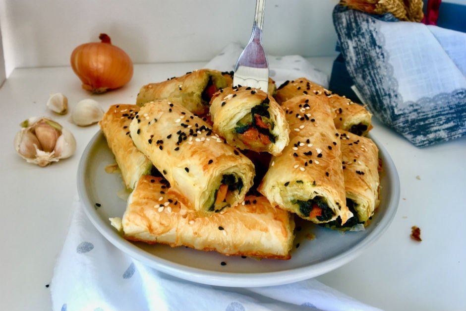 Baklavalık Yufkadan Ispanaklı Börek