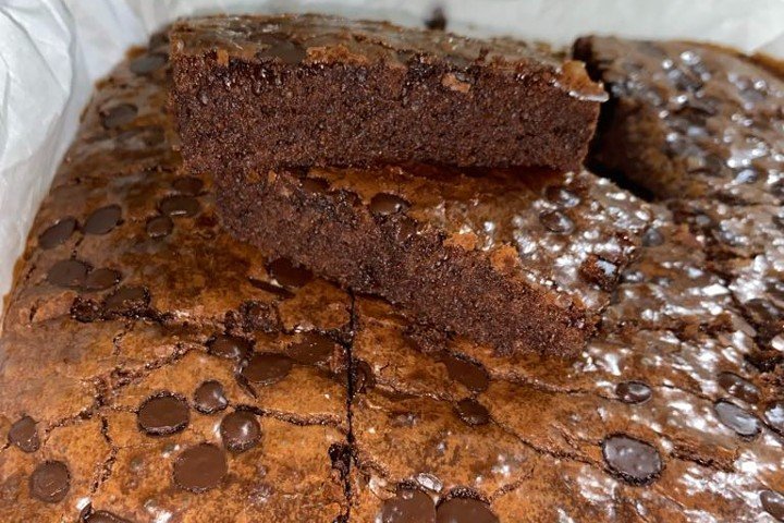 Az Malzemeli Brownie