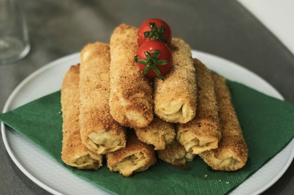 Galeta Unlu Pırasalı Börek