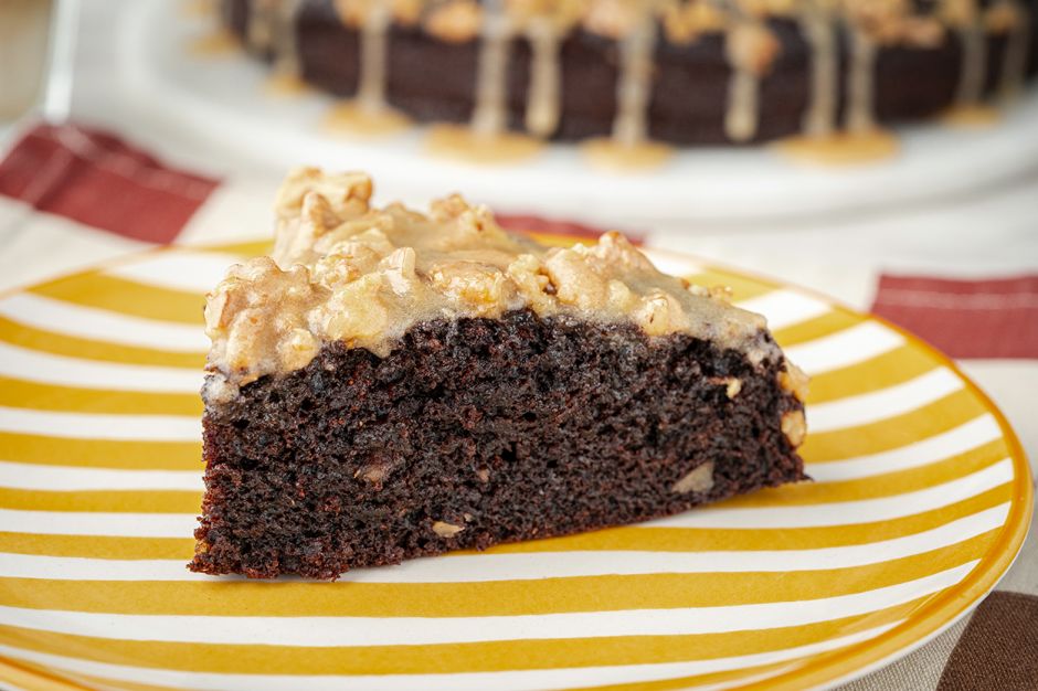 Kahveli ve Cevizli Kek