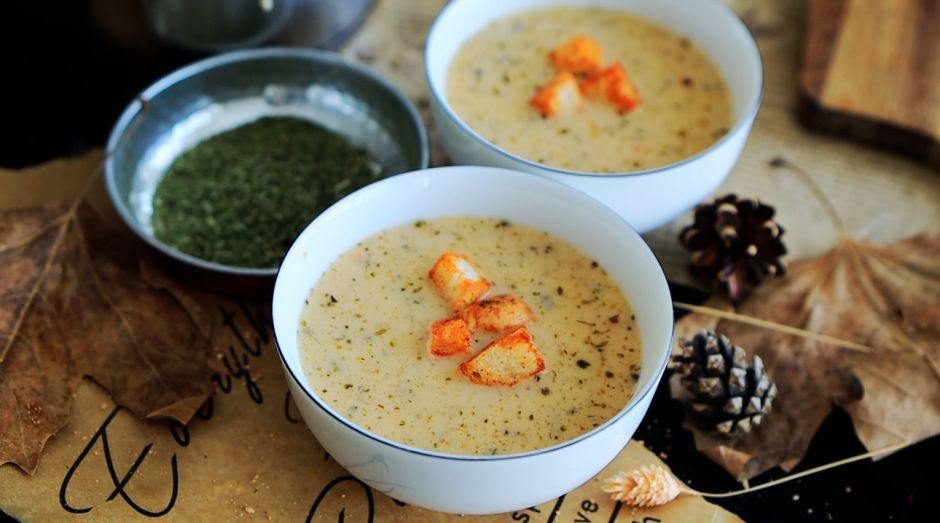 Yoğurtlu Nohutlu Tarhana Çorbası