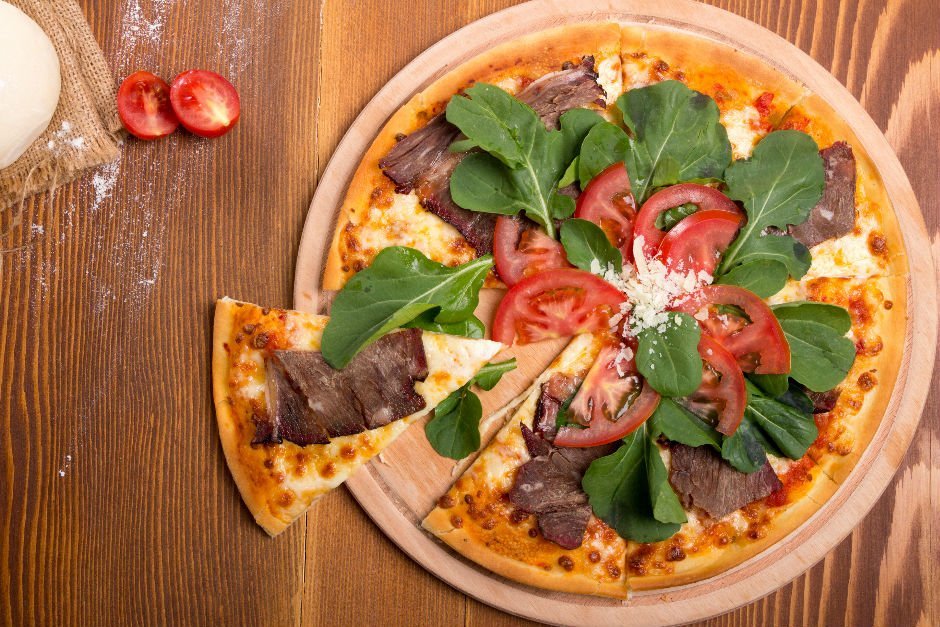 Füme Kaburgalı Pizza