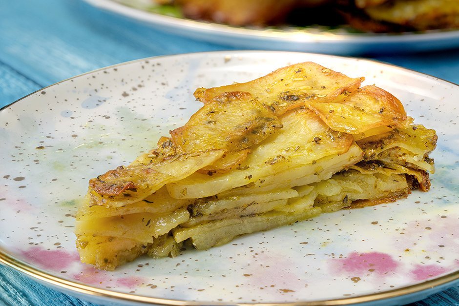 Fırında Baharatlı Dilim Patates