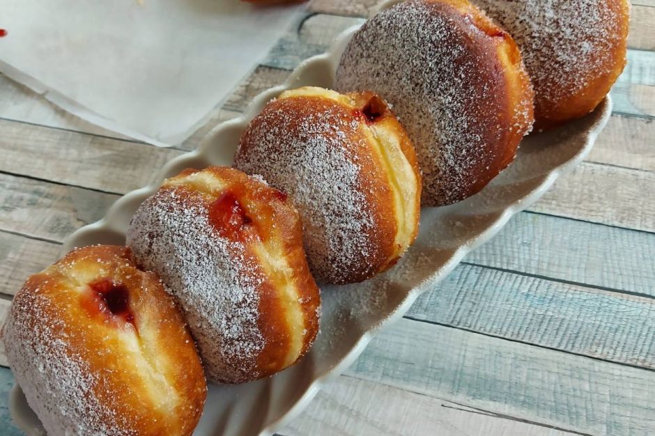 Alman Pastası (Berliner/Krapfen)