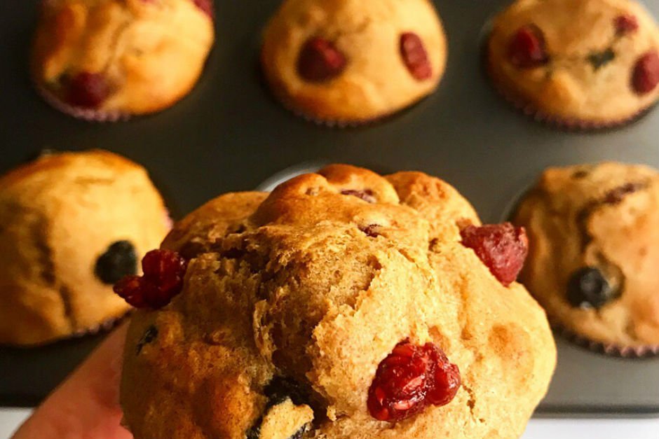 Rafine Şekersiz Kırmızı Meyveli Muffin