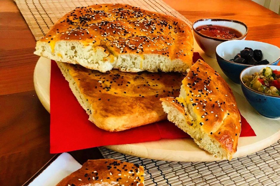 Yumurtalı Ramazan Pidesi