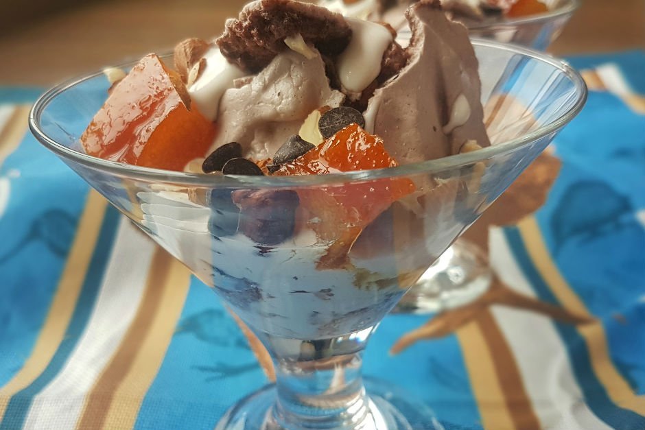 Kakaolu ve Portakallı Eton Mess