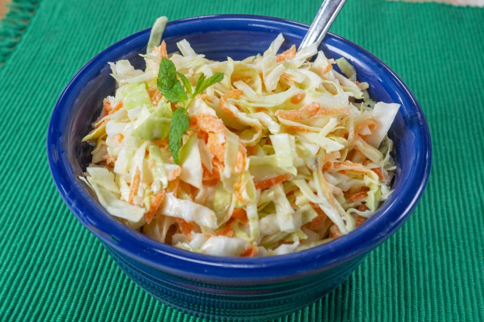 Coleslaw (Lahana Salatası)