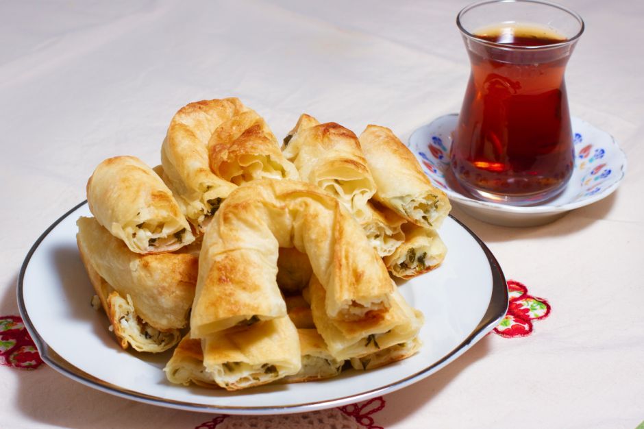 Hazır Yufkadan Börek